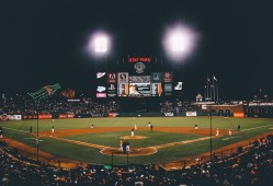 TA：塞巴略斯不太可能离开皇马，皇马要价超1500万其他球队难承担