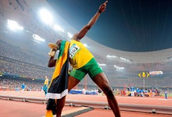 东契奇历史第一！湖人双杀独行侠，艾顿16中4，詹姆斯连创3大神迹